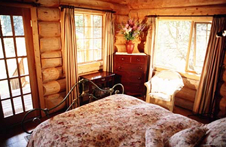 Cariboo - Lakeside room