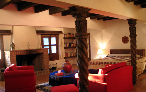 Finca Enyhe in Valle de Bravo