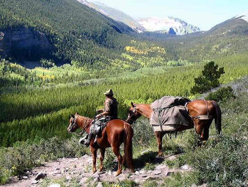 Key Image for Jetpak titled Colorado Trip http://www.hiddentrails.com/usa/rt/images/ad-sp-packin.jpg