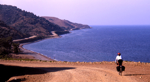 Guided and self guided cycling tours in Greece